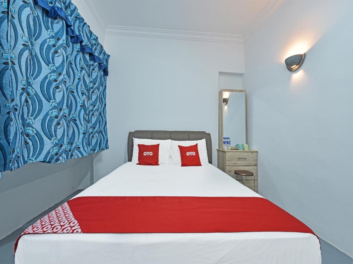 Oyo 90544 M&H Hotel Pengerang Esterno foto