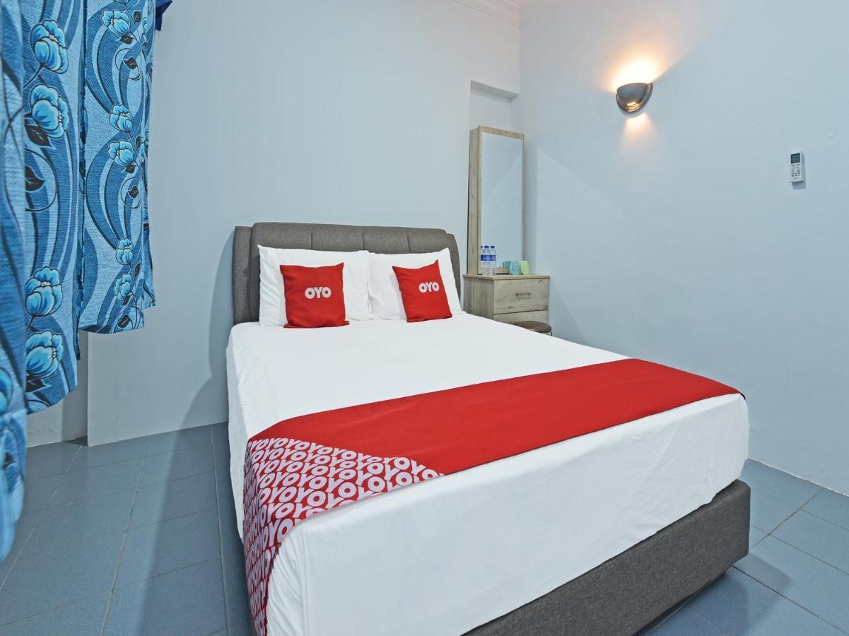Oyo 90544 M&H Hotel Pengerang Esterno foto